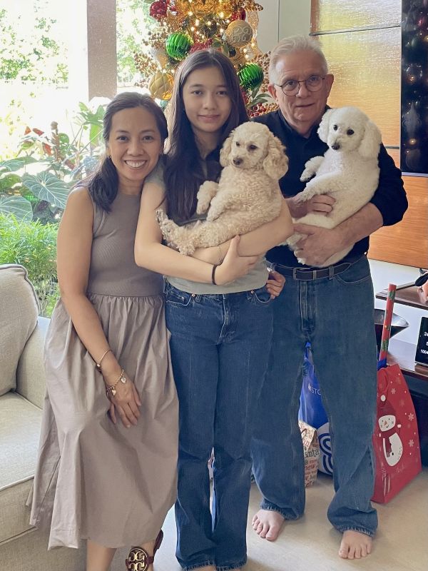 Christmas 2024 Alba, Cher and David in front of Christmas tree
