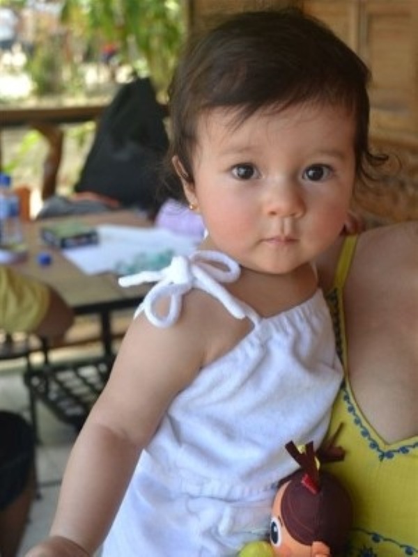Close up of Alba at 6 months at a sumer outing at the beach