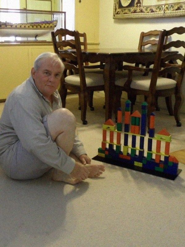 Mark built a wall using colored blocks