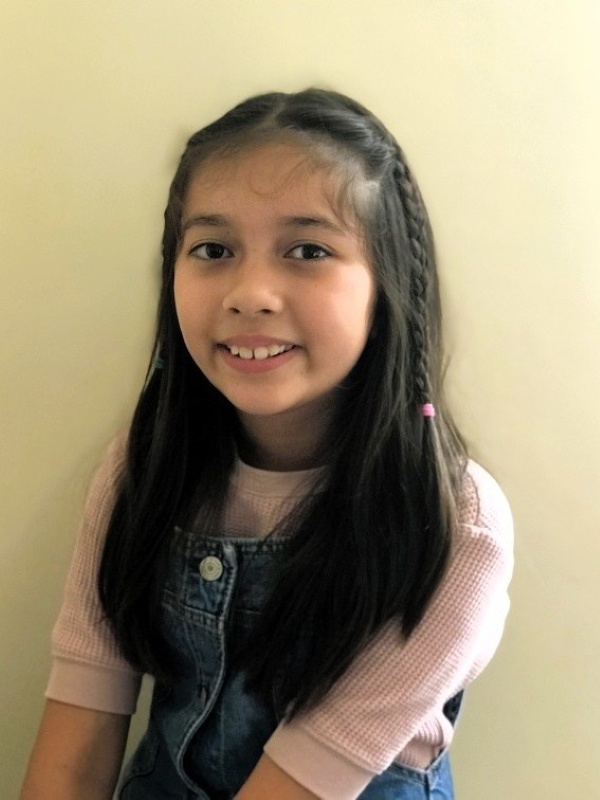 Alba's 5th grade class photo